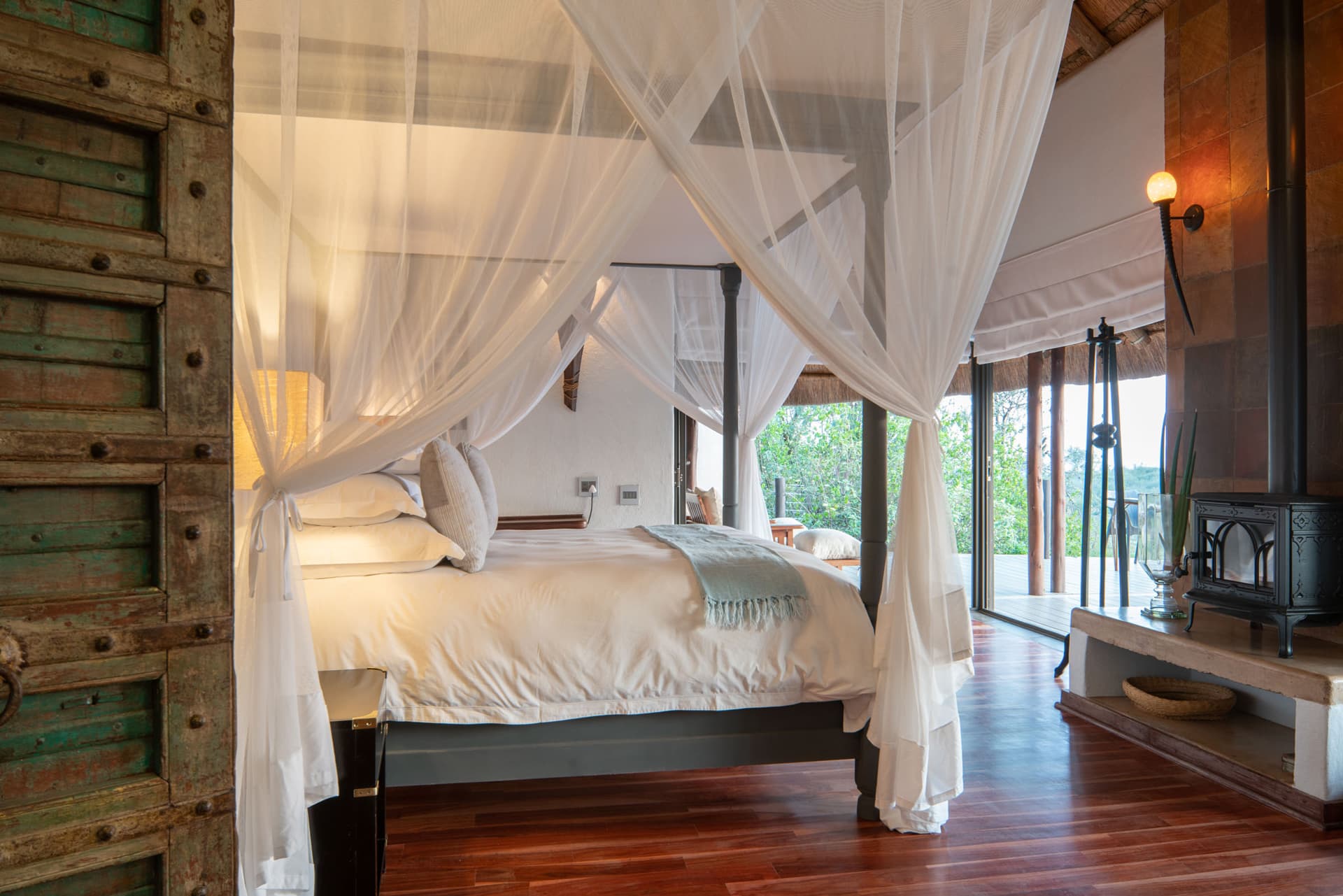 The Lenyalo Suite